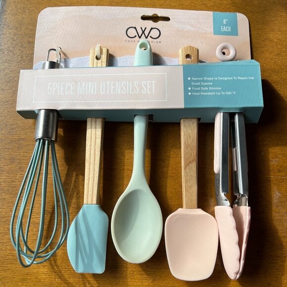 Light Blue & Pink Cook With Color 5 Piece Mini Utensil Set, 8 inches each, Never - Picture 1 of 6